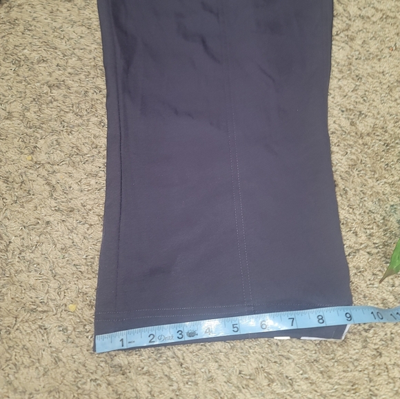 Nike Capri color gray and Stripes color white and purple - Picture 5 of 9